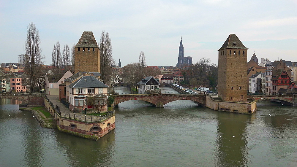 View of the River Ill with Ponts Couverts and Cathedral, Grande Ile, UNESCO World Heritage Site, Strasbourg, Alsace, Grand Est, France, Europe