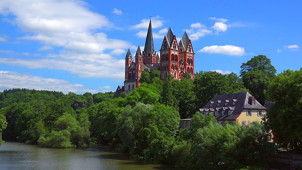 Lahn River and Cathedral of Limburg, Limburg an der Lahn, Westerwald, Hesse, Germany, Europe