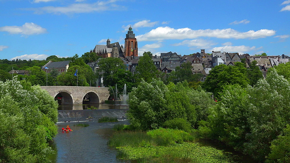 View across Lahn River to Old Bridge and Cathedral, Wetzlar an der Lahn, Hesse, Germany, Europe