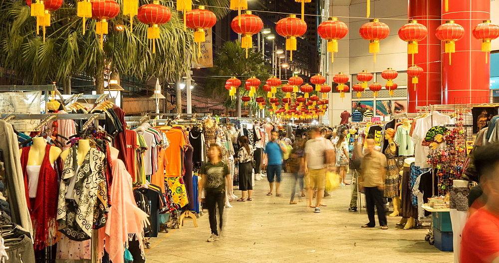 Night Market on Ratchadamri Road at night, Bangkok, Thailand, South East Asia, Asia