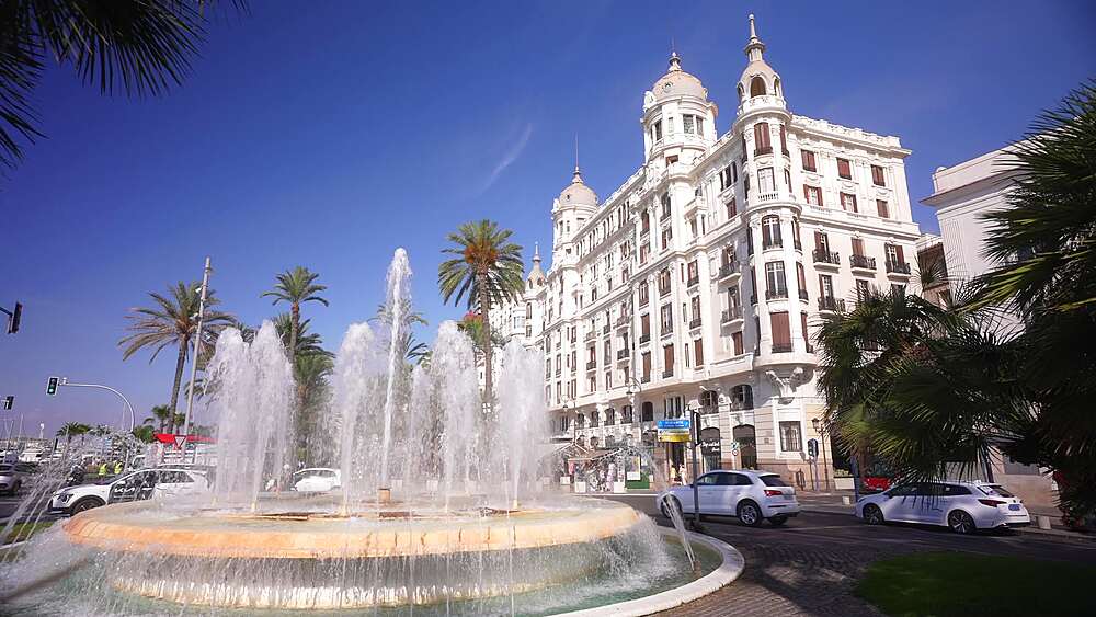 View of Casa Carbonell and Fuente de la Plaza del Mar on a sunny day in Alicante, Alicante, Costa Blanca, Spain, Europe