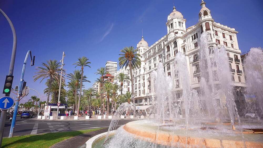 View of Casa Carbonell and Fuente de la Plaza del Mar on a sunny day in Alicante, Alicante, Costa Blanca, Spain, Europe