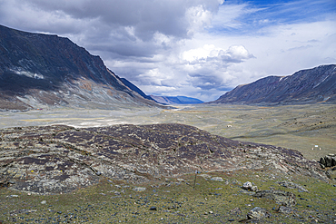 Unesco site Petroglyphic Complexes of the Mongolian Altai, Altai Mountain National Park, western Mongolia