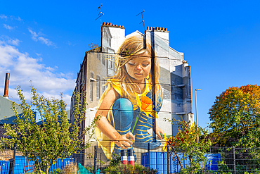'Daffodil Girl' Mural, Tenement, Govan, Glasgow, Scotland, United Kingdom, Europe