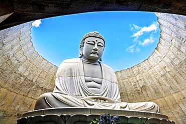 Majestic sculpture of Buddha at Hill of the Buddha (Atama Daibutsu), Sapporo, Hokkaido, Japan. This Buddhist shrine is a stunning piece of contemporary art located within the Makomanai Takino Cemetery.
