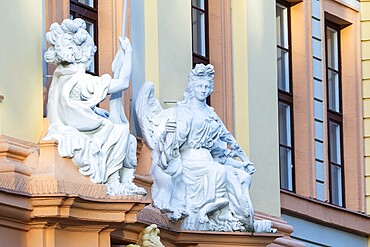 Statues above the entrance door at the Romanus House, Br&uuml;hl, Leipzig, Saxony, Germany