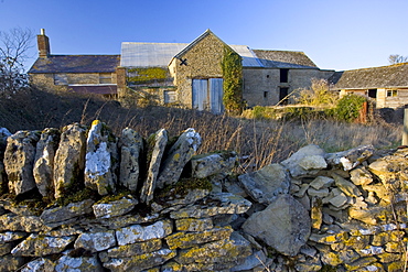 Derelict Cotswold farm building, Oxfordshire, United Kingdom
